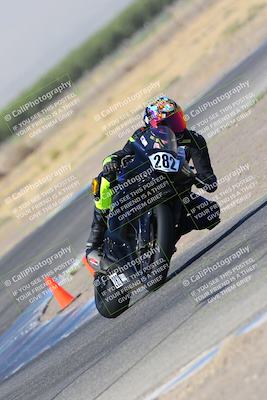 media/Aug-19-2022-TrackDaz (Fri) [[a0110a8595]]/Club Race/10am (Outside Grapevine)/